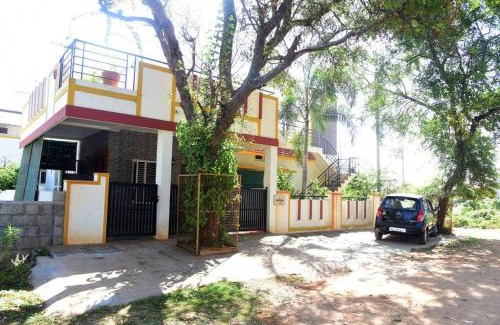 Mysore House | Delightful 4-Star Fully AC 3 BHK Bungalow in Mysore