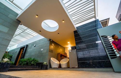 Mysore Resort | Relaxing Getaway at S R Spa Suites with Hot Tub Access