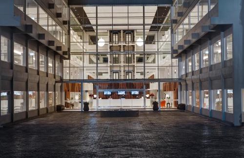 Hua Mak Hotel | Explore S Ram Leisure Hotel SHA PLUS with Oceanfront Views