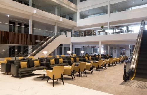 Hua Mak Hotel | Explore S Ram Leisure Hotel SHA PLUS with Oceanfront Views