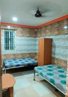 Porur House | Budget-Friendly S.S.K Residency with Family & Accessibility Perks