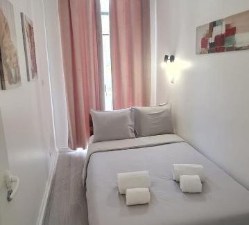 Marvila Apartment | Discover Family-Friendly Comfort at S.Soares Grey Beato