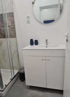 Marvila Apartment | Discover Family-Friendly Comfort at S.Soares Grey Beato