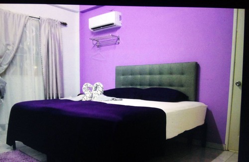 Paramaribo Bed & Breakfast | Modern 6-Bedroom Villa Steps from the City Center