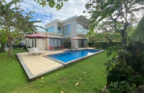 Vung Tau Villa | Relax at S1 Aria Resort: Pet-Friendly & Family Amenities