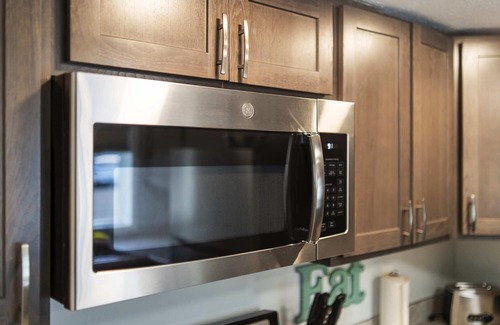 Netarts Apartment | Pet-Friendly Oceanfront Escape at Surf Inn - 9.2/10 Rated