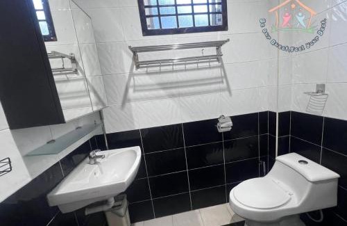 Taman Setia Indah House | S14 4 rooms 14 pax
