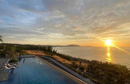 Suoi Nuoc Beach Apartment | Relax at Apec Mandala Cham Bay with Oceanfront Amenities