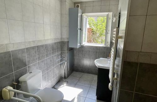 Imphy Apartment | S19 Parking 1 chambre 1 à 2 personnes, facile d'acces A77, Nevers Magny Cours