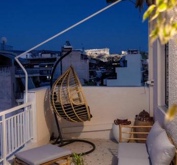 Kerameikos Apartment | Stunning S37 Acropolis View with Oceanfront Bliss