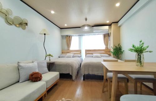 Dogenzaka Apartment | Central Shibuya Retreat: 7 Mins to Station with Hot Tub