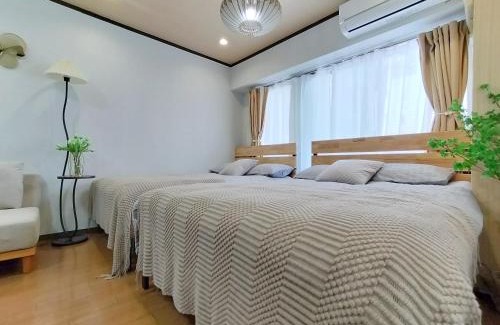 Dogenzaka Apartment | Central Shibuya Retreat: 7 Mins to Station with Hot Tub