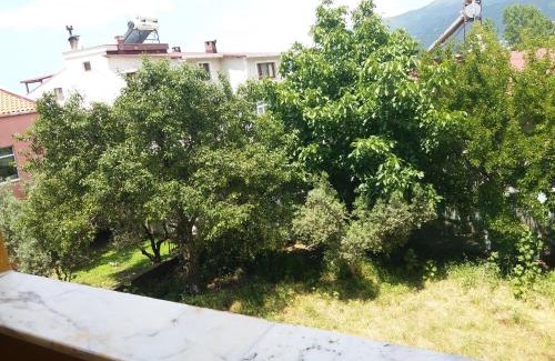 Ocaklar Apartment | Oceanfront Serenity at Sağlık Apart Pansiyon for Families