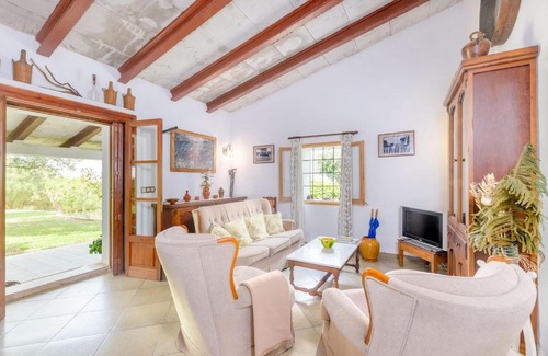 Sant Joan Villa | Discover Sa Bastida: Family-Friendly with Pool Access