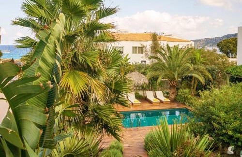 Es Calo Apartment | Elegant Es Caló Luxe: Oceanfront Escape in Formentera