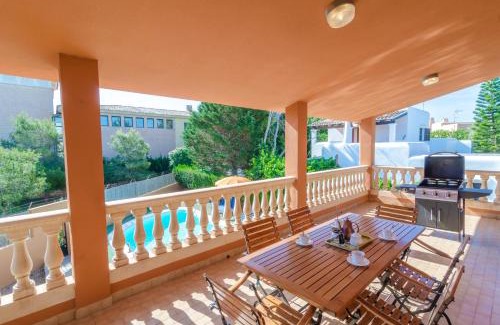 Sa Coma Villa | Inviting Oceanfront Retreat at Sa Coma (Llampúdol)