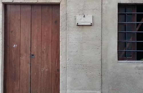 Oristano Historic Centre House | Pet-Friendly Escape at Sa Domu e Crakeras - Rated 9/10