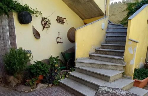 Oschiri Bed & Breakfast | Pet-Friendly Retreat at Sa Rosa E Su Trapperi: 9/10 Rated