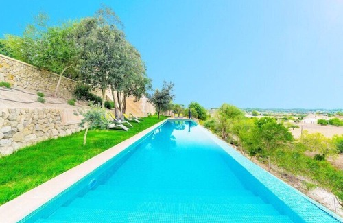 Lloret de Vistalegre Villa | Sa Serra - Villa With Private Pool. Free Wifi