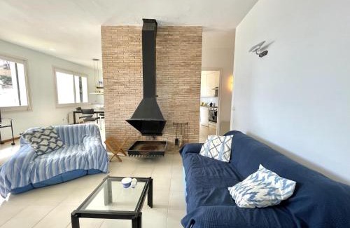 Sa Tuna House | Discover Sa Tuna Llevant: Family-Friendly Getaway Rated 10/10