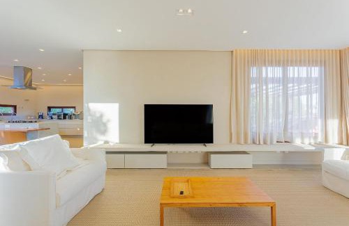 Sauipe House | Indulge in Comfort at SA09 Casa 5 Suítes - Reserva Sauipe