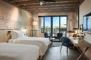 Abu Dhabi Resort | Elegant Saadiyat Rotana Resort with Ocean View & Spa