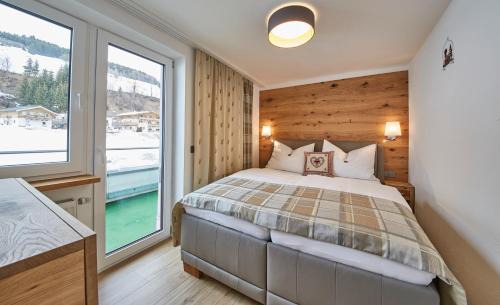 Saalbach-Hinterglemm Apartment | Family-Friendly Saalbacher Perle Top 4 with High Ratings
