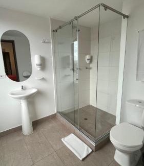 Santa Fe Hotel | SAANA Coliving & Hotel Downtown Bogotá
