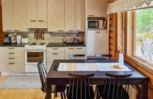 Aanekoski House | Guest Rated 10/10: Saarenranta with Spa & Lake Views