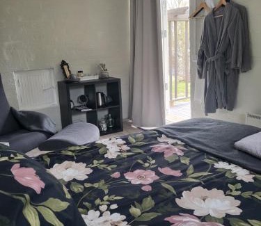 Saarijarvi Hotel | Relaxing Retreat at Saarijärven Ruustinna with Ocean Views