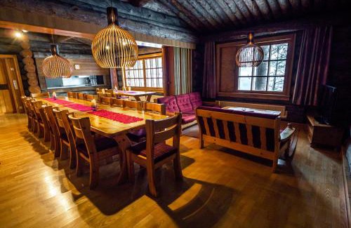 Saariselka Ski Chalet | Discover Saarikejo Huskylodge: Top-Rated 4-Star Retreat