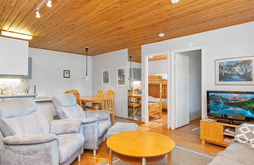 Saariselka House | Inviting Lake View Retreat at Saariseläntie 8 by Interhome