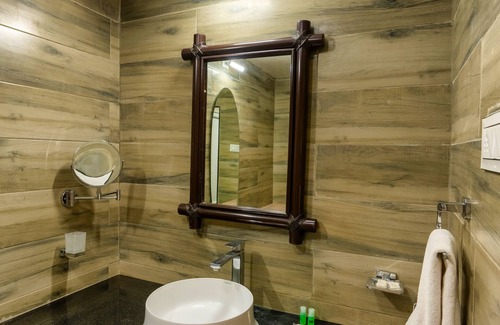 Talala Hotel | Experience Saavaj Resort in Sasan Gir: Family-Friendly Fun