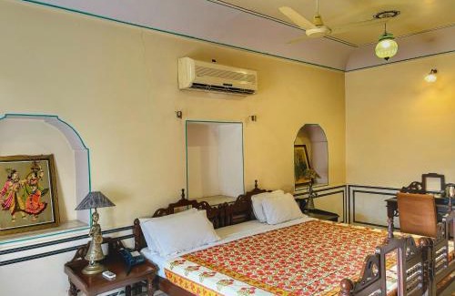 Amer Fort Road Hotel | Saba Haveli