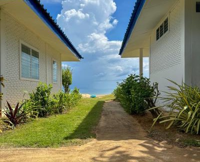 Ko Mak Hotel | Relaxing Sabai Beach Resort with Private Beach & Ocean Views