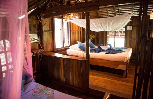 Ko Yao Hotel | Budget-Friendly Sabai Corner Bungalows with Pool & Dining