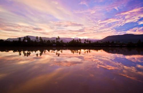 Kampot Hotel | Beachfront Bliss at Sabay Beach - Pet Friendly & Ocean View
