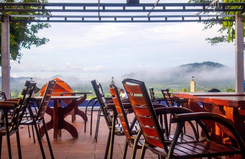 Kampot Hotel | Relax at Sabay Farm: Pool, Restaurant & Family-Friendly Stay