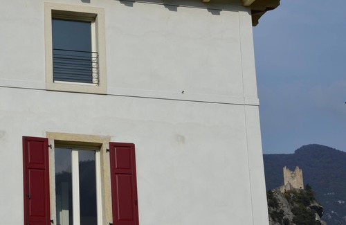 Arco Apartment | Guest Rated 10/10: Sabbia Apartment at Palazzo Oltre