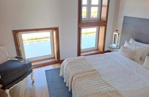 Aveiro Apartment | Seaside Retreat at SaberAmar City - Guest Rated 9.3/10