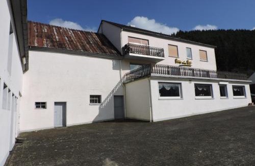 Ubereisenbach House | Oceanfront Retreat at Sabine’s Gästehaus: Guest Rated 8.8
