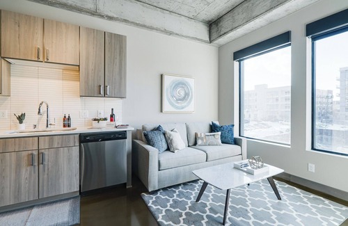 Warehouse District Apartment | Sable 206 - Alcove