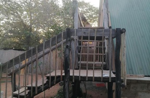 Kasane House | Welcoming Sabs Cottage: Family-Friendly with Hot Tub Access