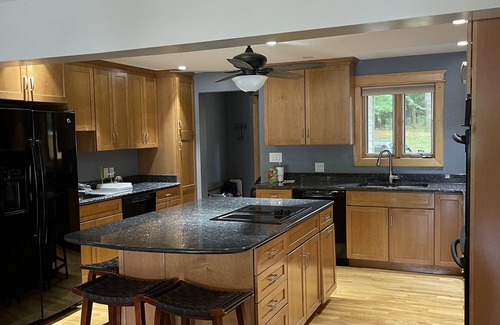 Day House | Top-Rated Sacandaga LakeFront Retreat with Spa & Hot Tub