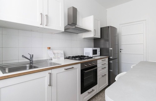 Ripamonti Corvetto Apartment | Discover Sacconi 2 B: Family-Friendly Comfort Awaits