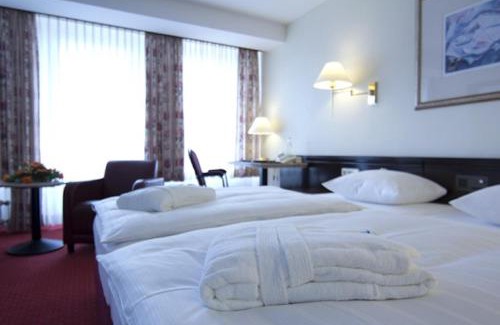 Reinbek Hotel | Discover Sachsenwald Hotel Reinbek: Pet-Friendly Retreat