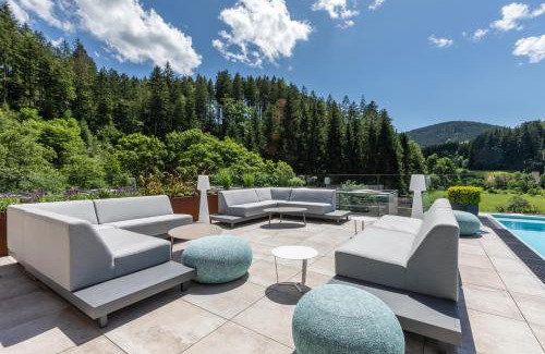 Huzenbach Hotel | Experience Luxury at Sackmann Genusshotel with Ocean Views