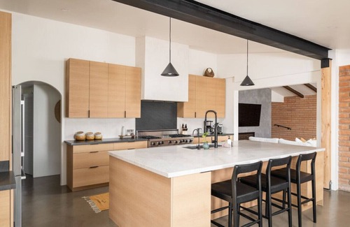 West Sedona Apartment | Sacred Cliffs: Cliffside Retreat with 360 Views, Hot Tub, River Access