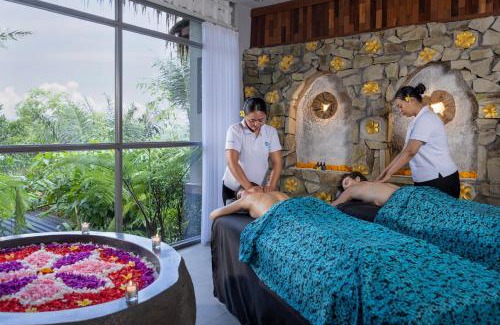 Sebatu Cabin | Beautiful Sacred Valley Retreat with Pool & Breakfast