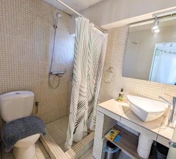 Kerameikos Apartment | Elegant Sacred Way Rooftop Apartment - Pet Friendly & 4-Star